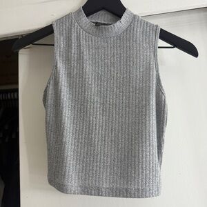 2/$15 SHEIN Gray Mock Neck Sleeveless Ribbed Top